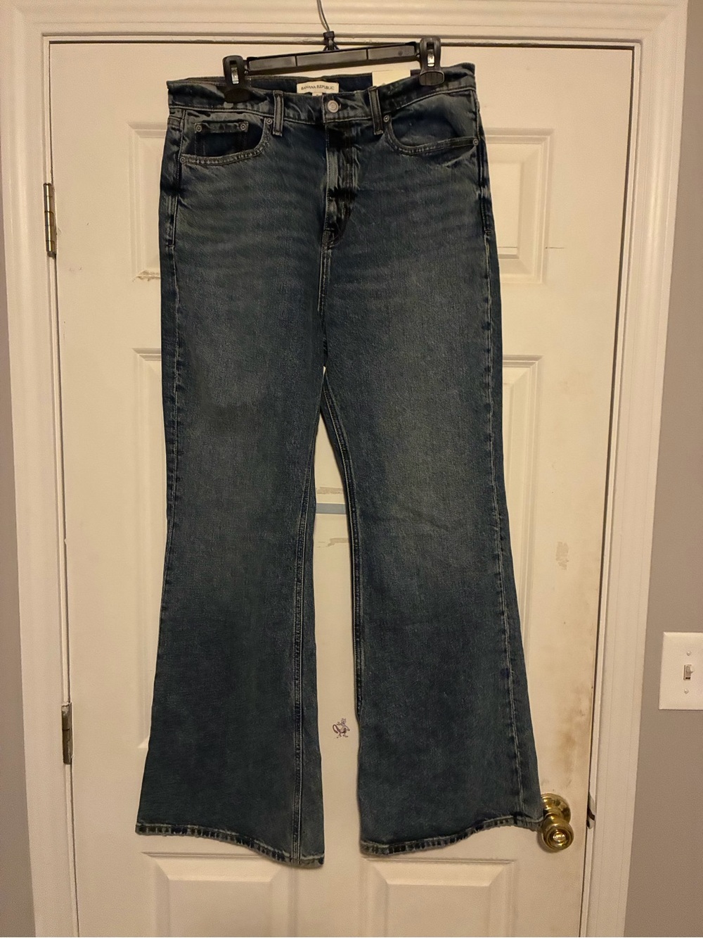 Banana Republic Women's Wide-Leg Jeans in Medium Blue Wash